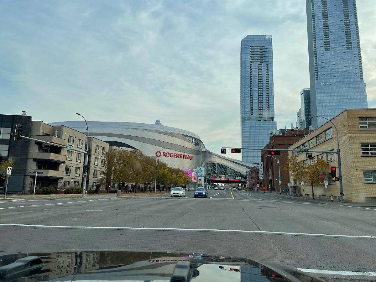 JoeDrag5's tweet photo. From Buffalo to Edmonton!  See you tonight @BuffaloSabres @Sara_Mahler https://t.co/Kcrwmmd3VJ