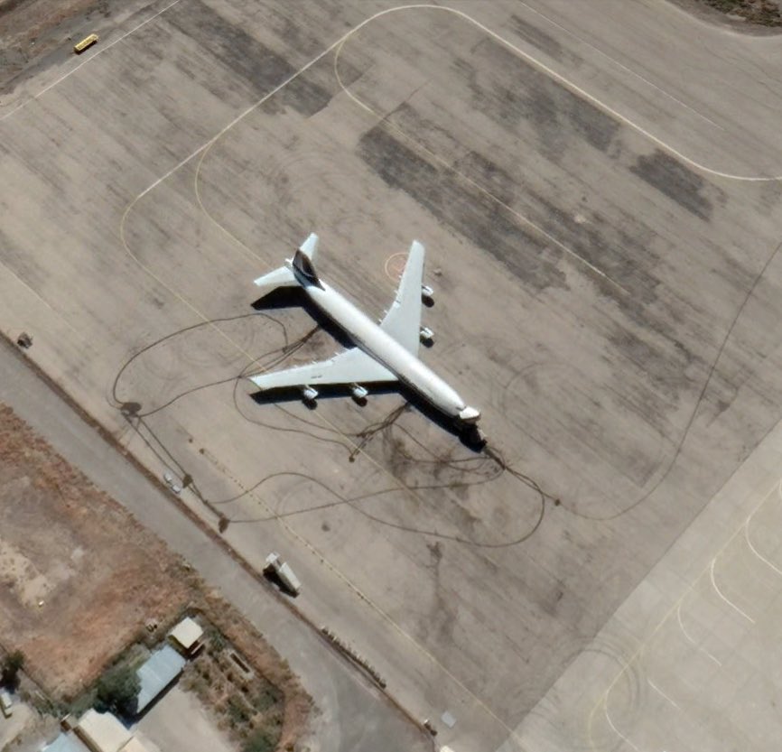 SamanArbabi's tweet photo. Why sanction Iran?

Because this Iranian military Saha Airline cargo Boeing-747 (made in Everett, Washington USA) is being used in city of Mashhad to transfer arms to Russia. The drones that kill Ukrainian civilians. Soon missiles will be transferred.

That’s why! https://t.co/kQ7LDdF1S1