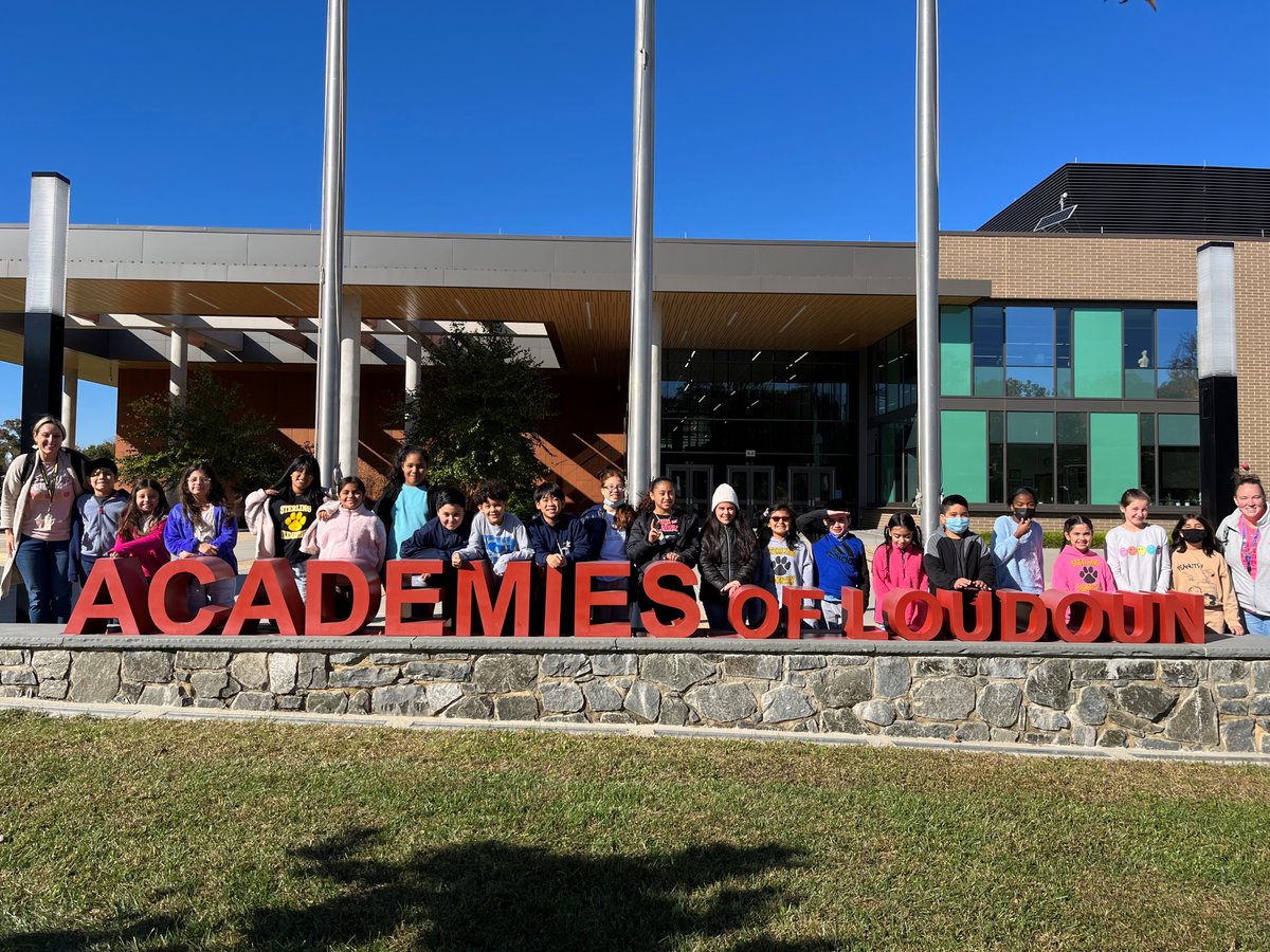 Jennifer Daniel tweet media