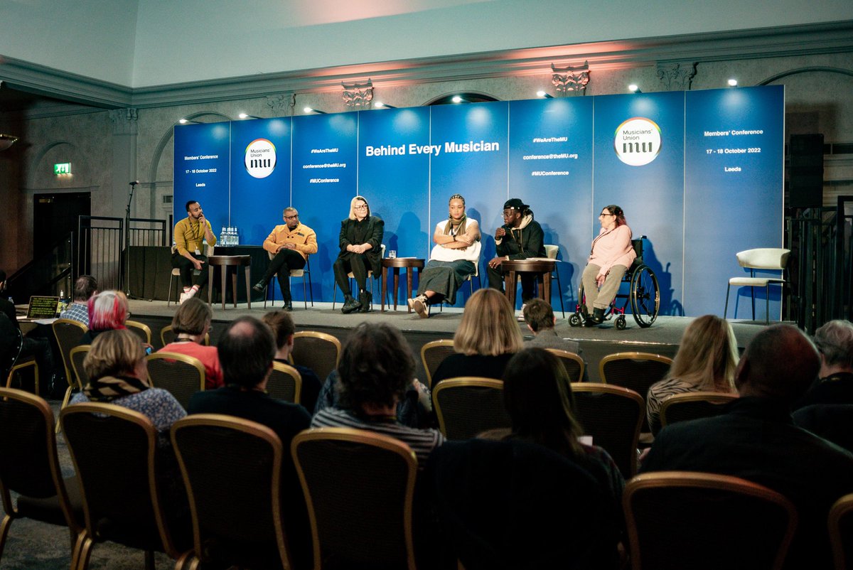 “There’s no downside to diversity &amp; inclusion” - during the panel on creating an inclusive industry, Yaw Owusu of <a href="/TimeToPowerUp_/">Power Up</a> stressed that the music industry needs to prioritise EDI, and recognise the benefits in doing so. #MuConference