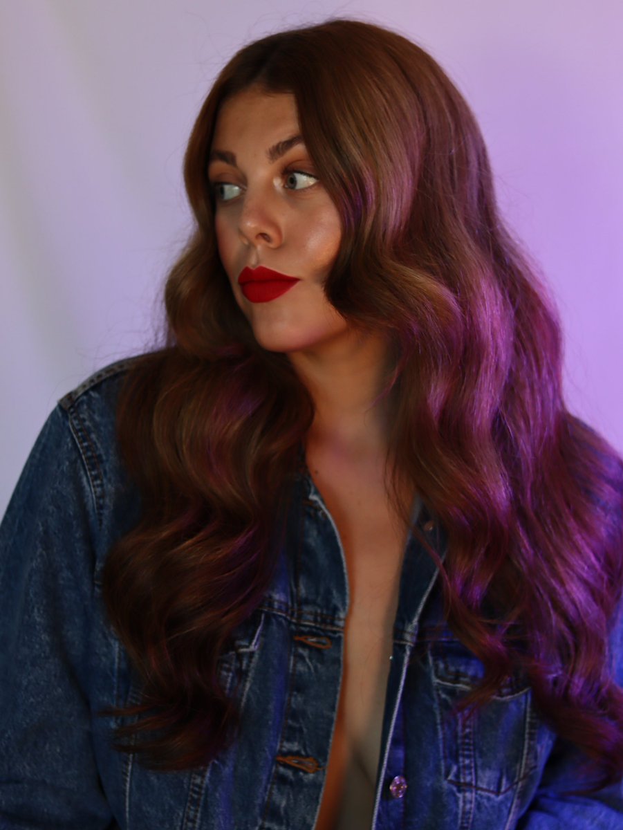 24 hours to go!!!👀 
Grab a ticket from the link in my bio &amp; story. LIMITED TICKETS AVAILABLE, so grab them whilst ya can❤️‍🔥

Doors: 7pm
Stage Time: 8pm

LOVE ELL🥹 

skiddle.com/whats-on-beta/…