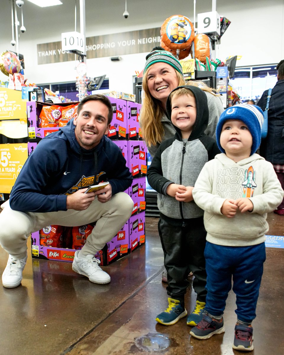 Pacers's tweet photo. what a special way to tip off Opening Week presented by @kroger.☺️

it's an honor being in our community serving the fans who cheer us on all season long with $25k worth of groceries and gas. thanks to everyone who came through! https://t.co/fmNjwD60gn