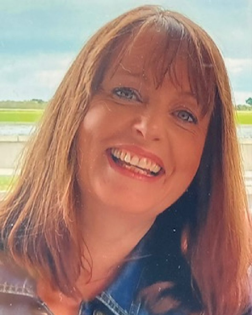 "My female colleagues would often talk about their #menopause symptoms. I always felt like my symptoms were much worse, but I couldn’t get anyone to take me seriously. I had no idea that it could be #dementia." 

Read Maeve's story this #WorldMenopauseDay: dementiauk.org/maeve-story-wo…