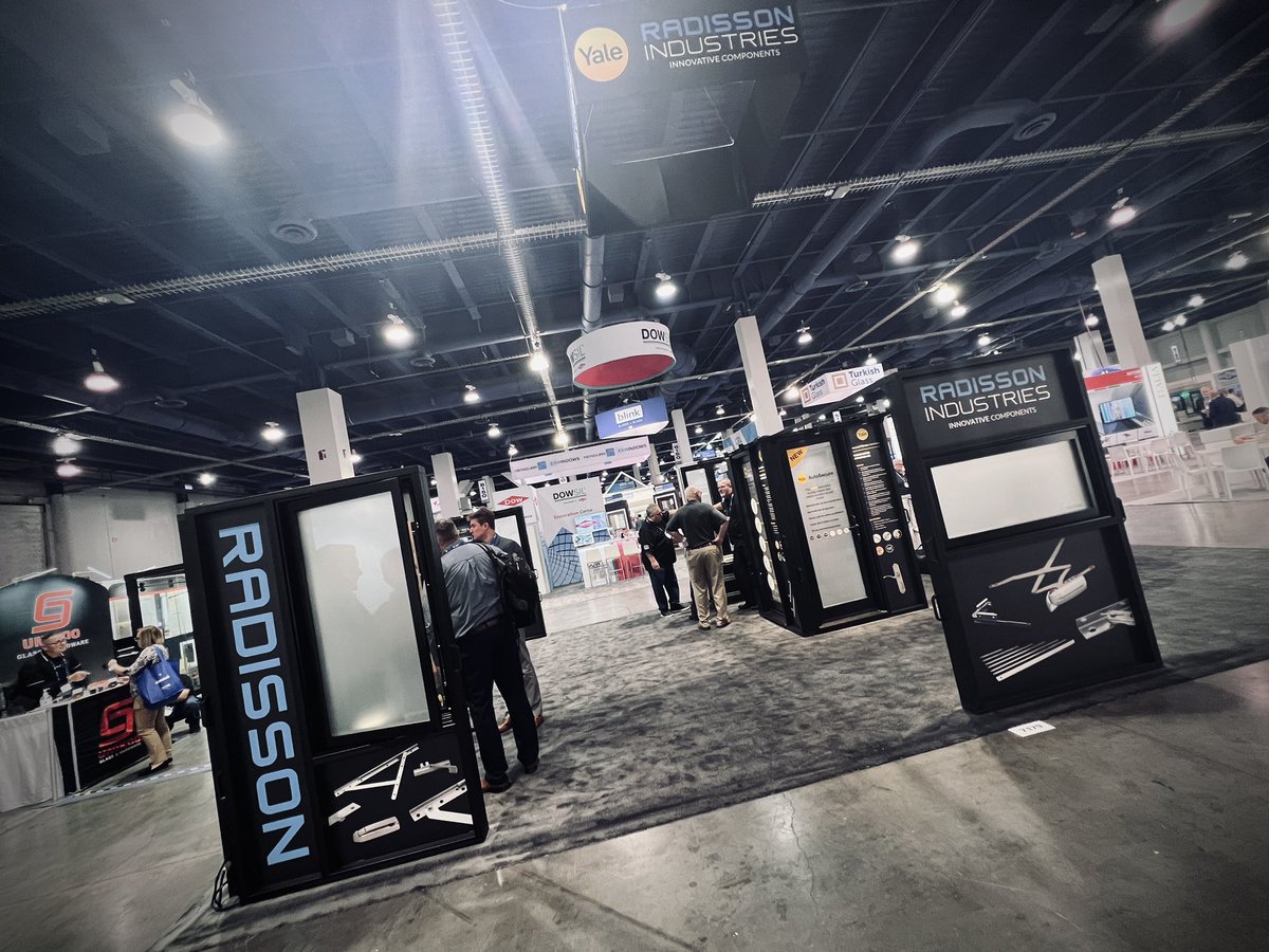 Radisson_1996's tweet photo. Hey Vegas! We’re back! Come meet our team and visit our brand new booth (#7179) Check out our new innovative components! #glassbuild #innovativecomponents #yaledoorandwindowsolutions #windowsanddoors #hardware https://t.co/eO3B6jIoAT