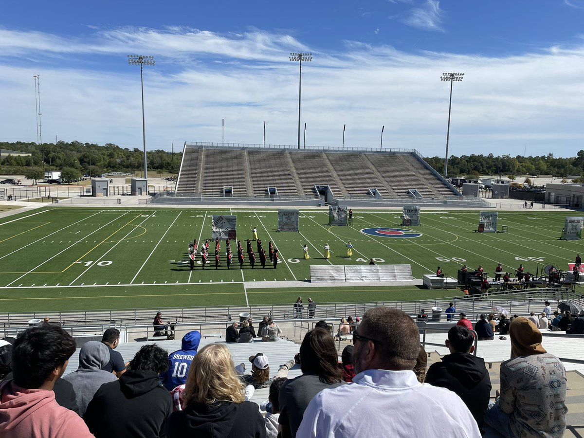 CoachSatcher's tweet photo. Splendora football out here in Conroe supporting our amazing band! Let’s go!! #wearesplendora @SplendoraHigh @shswcfb https://t.co/Pdn35JWbZp