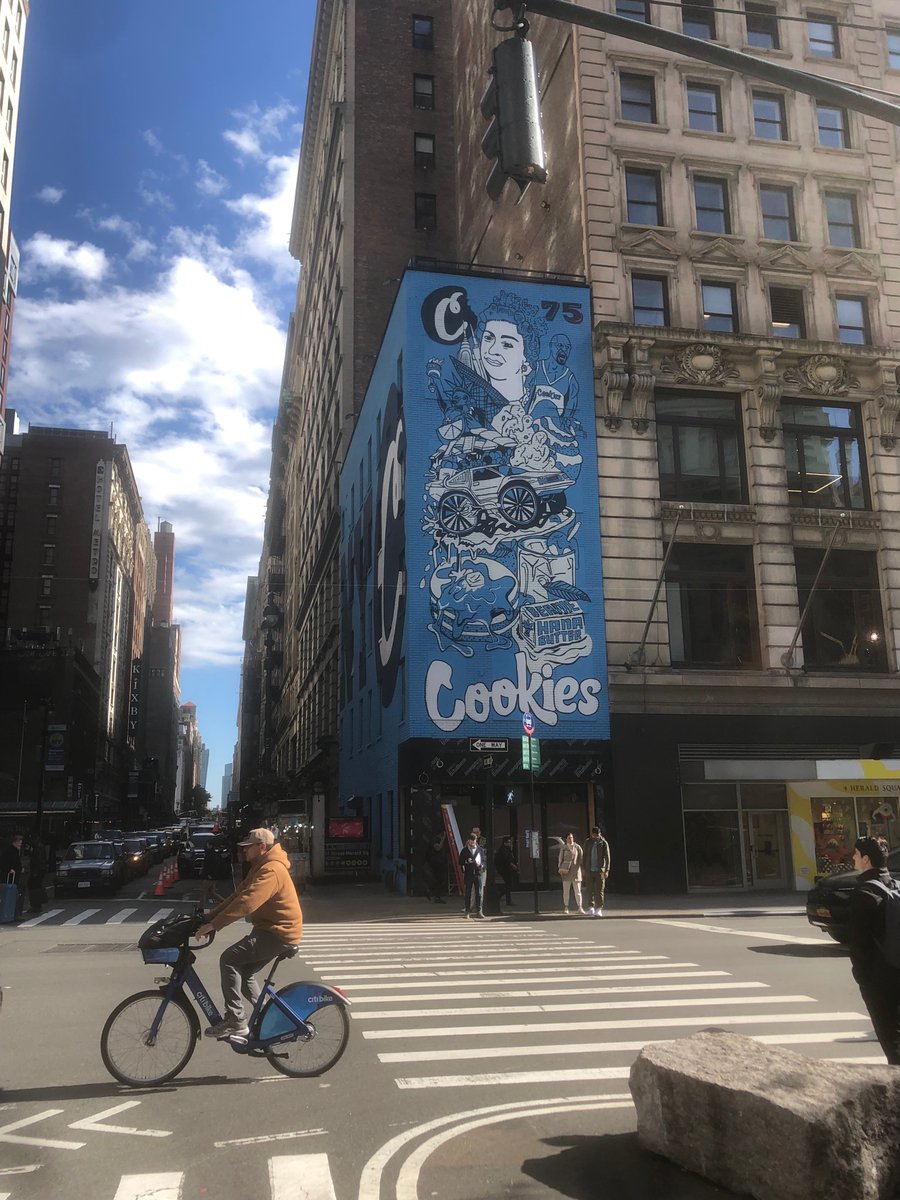 RichJvmes's tweet photo. @berner415 I’ll be there … but in all seriousness how can I go about getting a job here?? https://t.co/rBhBHiJTiw