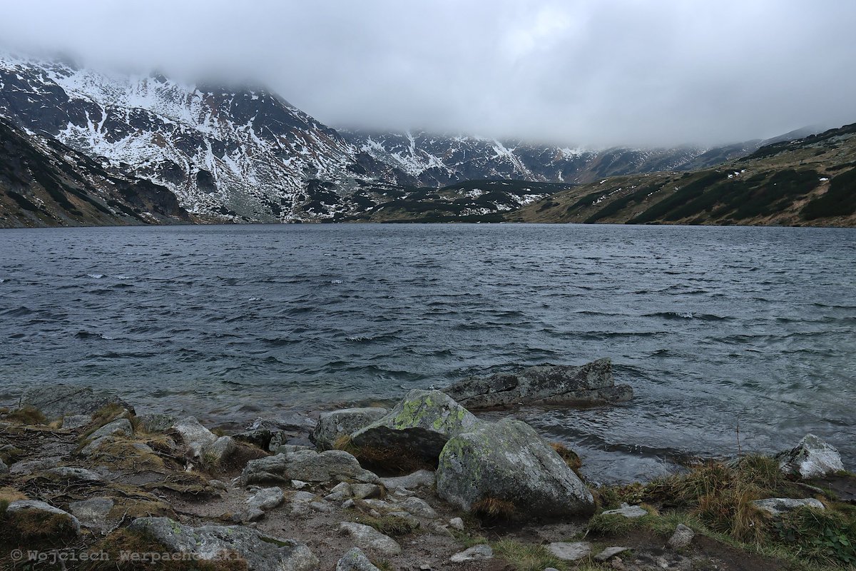 Woit_1900's tweet photo. Znowu #D5SP ale i pora roku inna i warunki pogodowe nie tak miłe dla ciała.
#Woitfoci #Tatry https://t.co/Rj1tNfvTP3