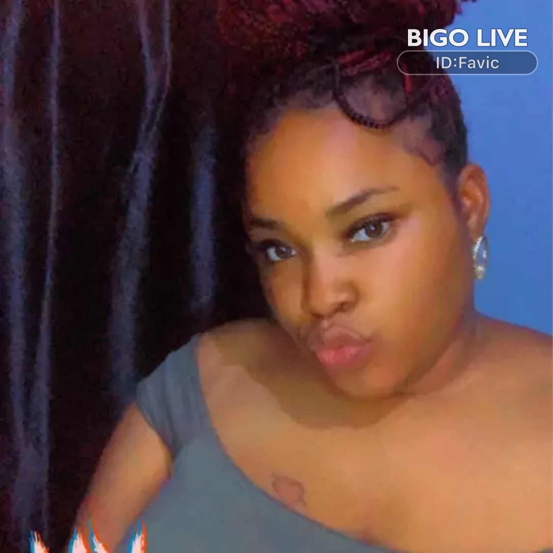 Young94706653's tweet photo. Come and see ☪️Sweet★₣₳VØɄⱤ★ streaming live on #BIGOLIVE and make new friends! 
https://t.co/8UJ21Df0XB https://t.co/SZLfl9FaP1