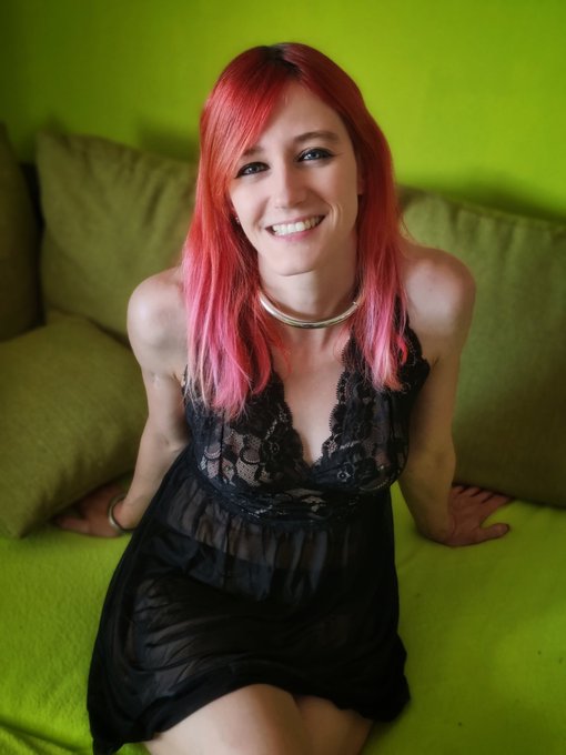 Donnerstag 16-17 Uhr  Freitag         14-15 Uhr An beiden Tagen am Stand der @EroticLoungeCom f&uuml;r Autogramme<a href="/tag/venusberlin2022"class="tags"><span>#venusberlin2022</span></a>