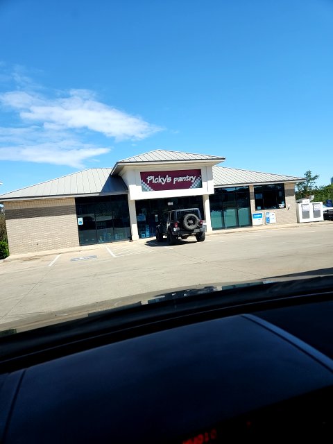 Ty_Pernell's tweet photo. TwiggyWestSide found #ethereum in a Green vault at this location! Join me playing #coinhuntworld, It's awesome! https://t.co/65a6HHrp88 #cryptocurrency #238368 https://t.co/KBviBvBwpo