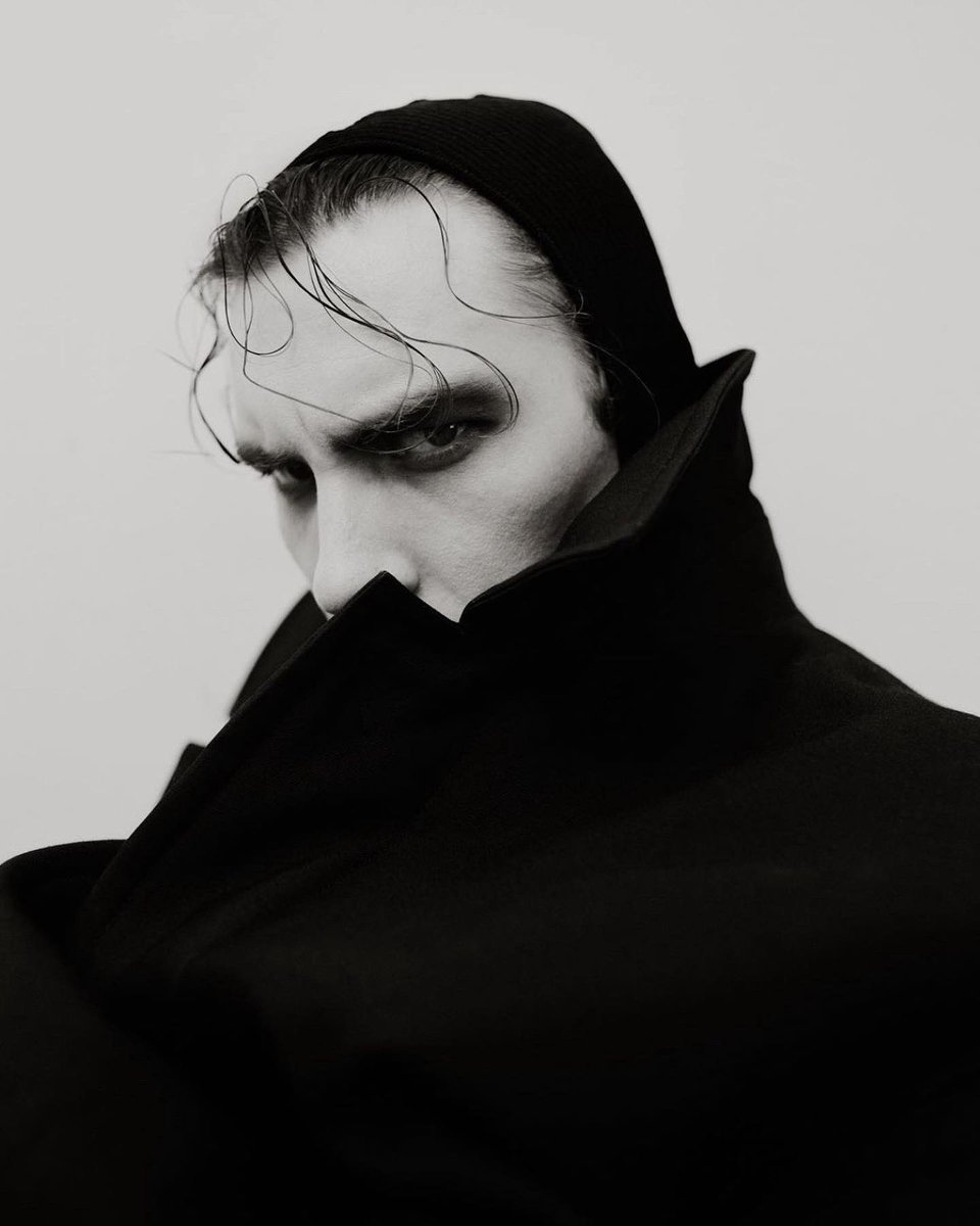 codyfernuk's tweet photo. Spooky season is here…
Cody Fern for Behind The Blinds Magazine https://t.co/tl6obyQuEV