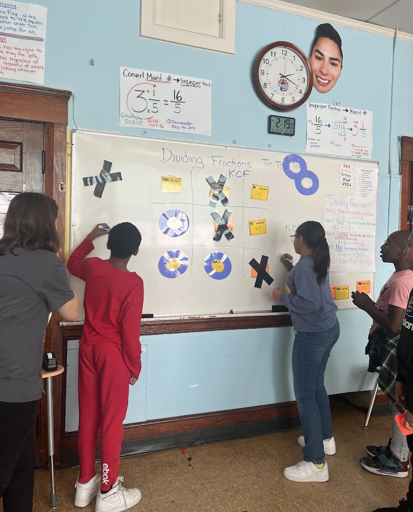 Who said math couldn’t be fun? Not us! Mrs. Fitzgerald’s class reviews dividing fractions with a Tic-Tac-Toe competition 🏆
