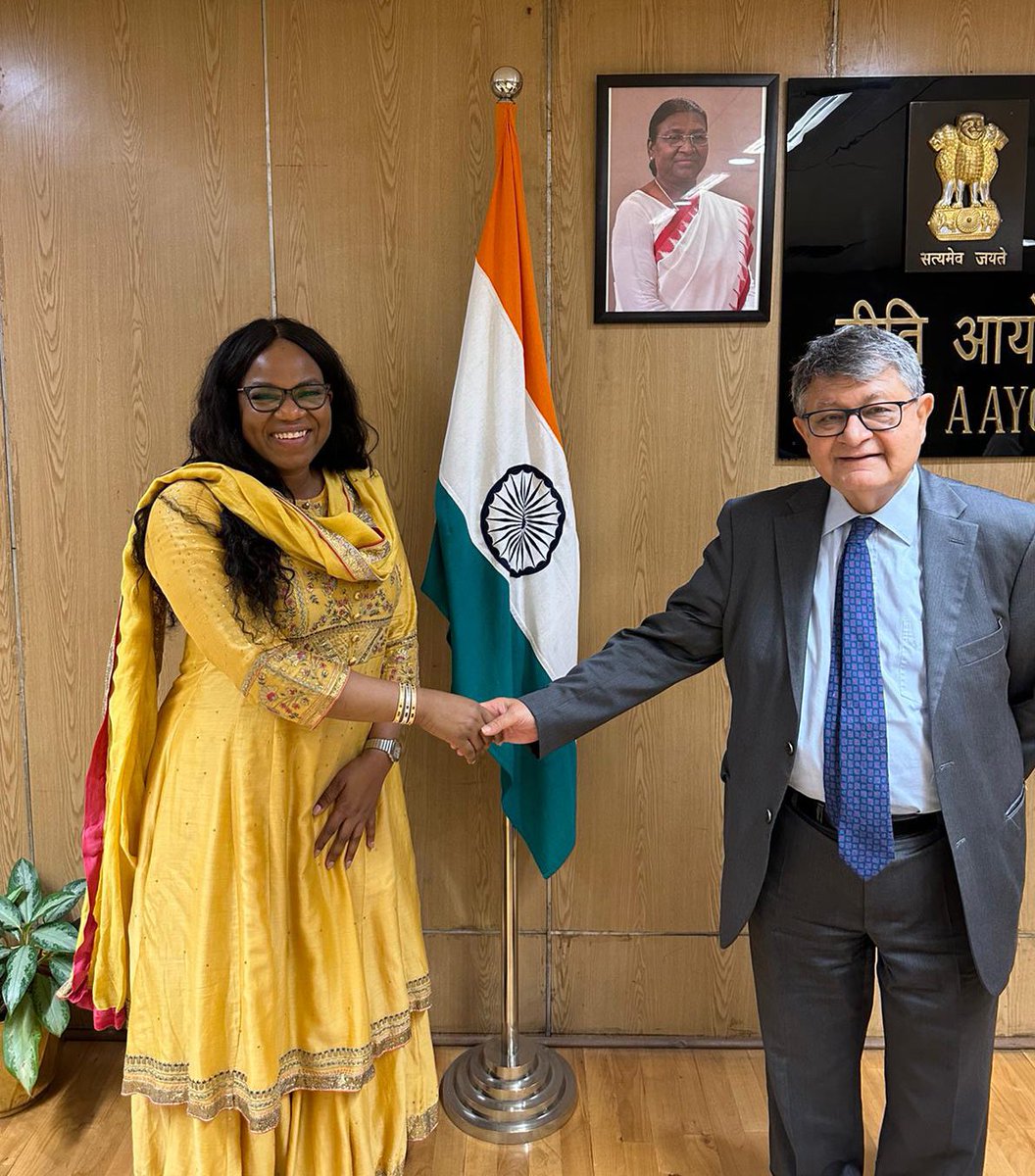 Good meeting with @NITIAayog’s Vice Chairman @suman_bery. We discussed the work of @SEforALLorg as well as India’s leadership in advancing the #EnergyTransition. 🇮🇳
