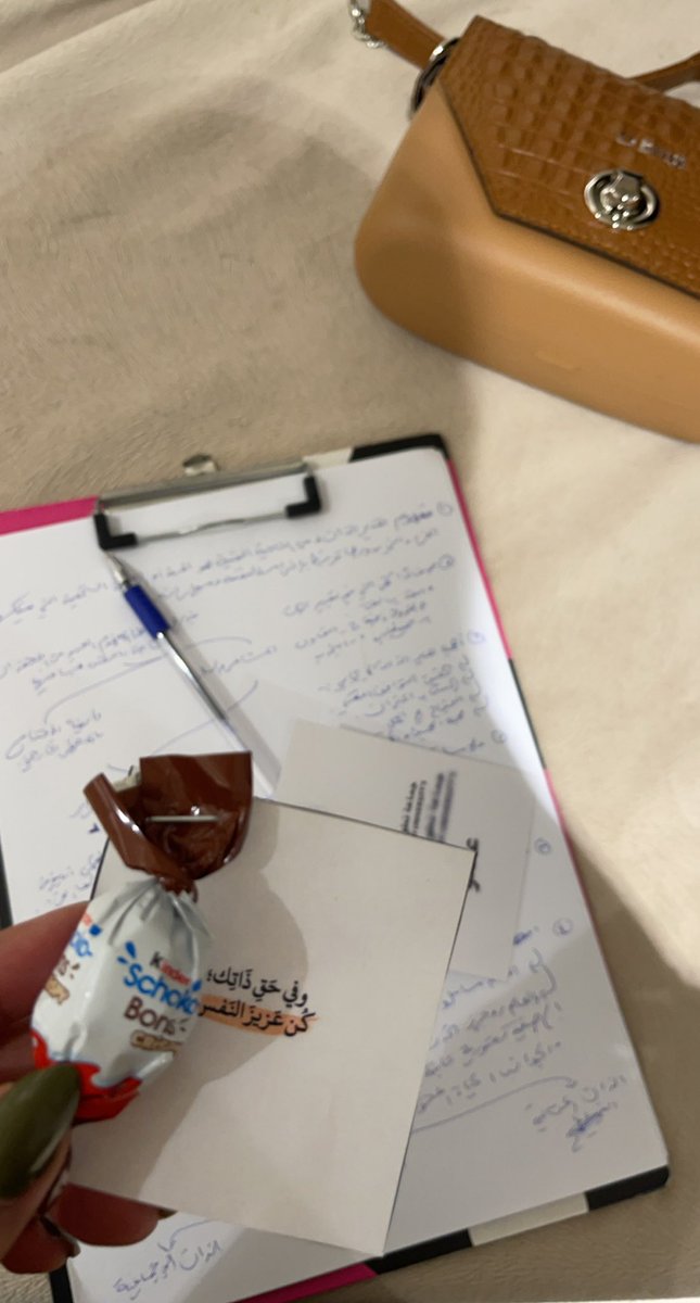 selfdevelop_asu's tweet photo. نظمّت جماعة تطوير الذات ورشة بعنوان ' إعتني بنفسك ' بتقديم الطالبة مَياسه السنانية🌸💗: https://t.co/zXI12q7K2v