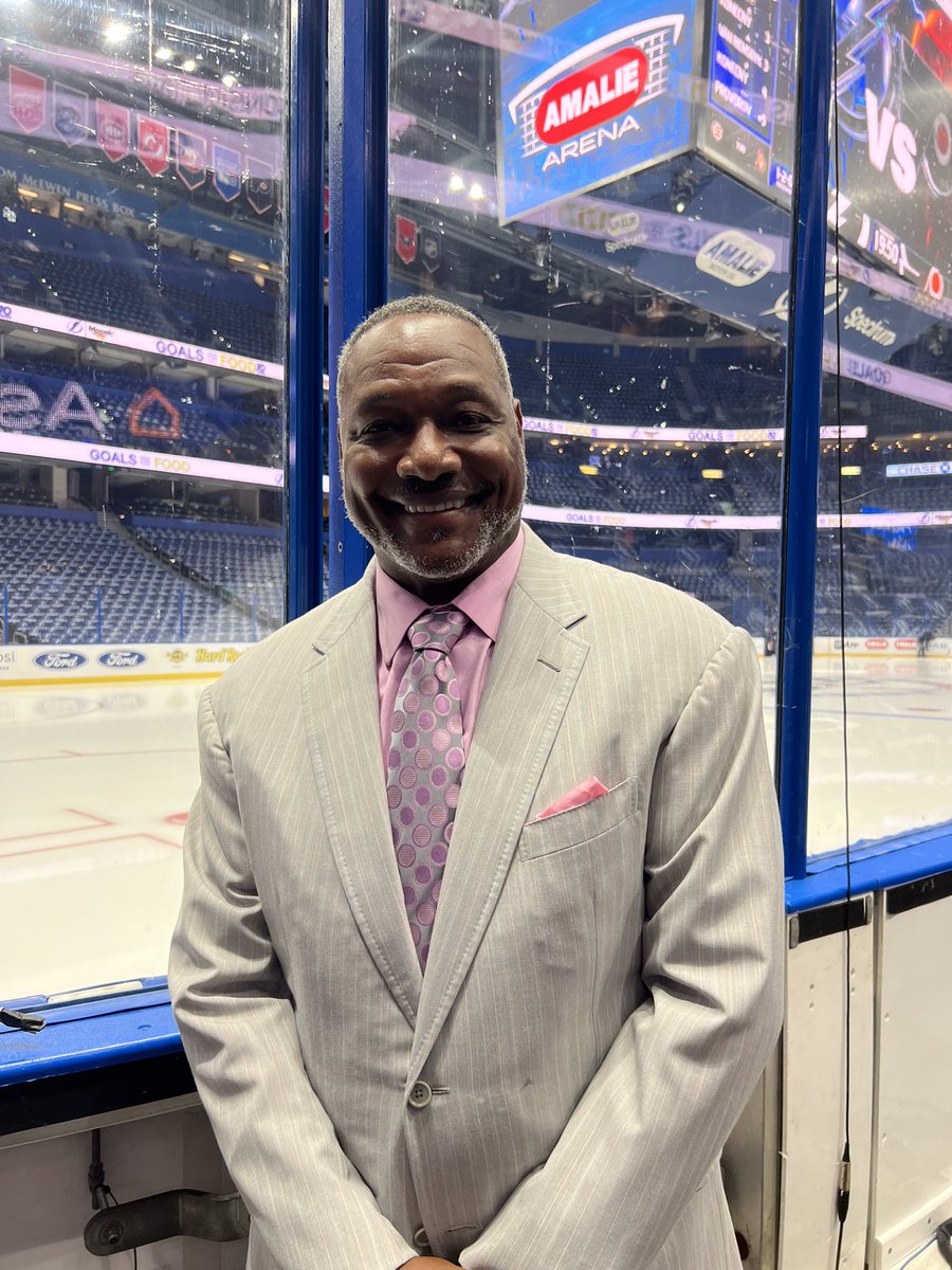 Dress to impress tonight and support Breast Cancer Awareness in the pink as we get ready for our home opener here at Amalie Arena. We kick off our home opener for the 2022 hockey season 🏒 @TBLightning