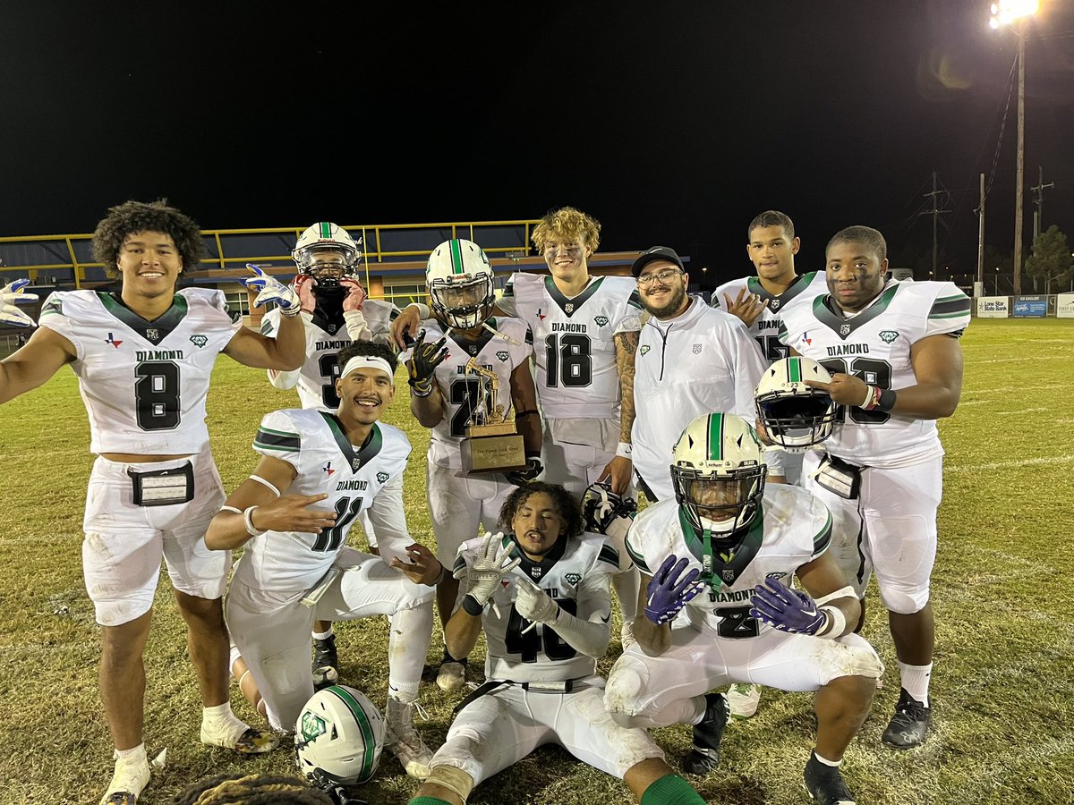 Brad Hoffman (@bradhoffman13_) on Twitter photo Great team win last night! Defeated Mission Tech 44-20 in the Pump Jack Bowl!!! ๐๐ฏ <a href="/DFArecruitingfb/">Diamond Football Academy</a> <a href="/coachcurtis42/">Coach Curtis</a> <a href="/CoachNewsom48/">Jason Newsom</a> <a href="/Coach_Reeves2/">Alex Reeves</a> <a href="/PlayBookAthlete/">PLAYBOOK ATHLETE</a> <a href="/QBHitList/">QBHitList.com</a> @PRZPAvic <a href="/RyneRezac/">Ryne Rezac</a> <a href="/damehova9/">Damon Simmons</a> Great team win last night! Defeated Mission Tech 44-20 in the Pump Jack Bowl!!! ๐๐ฏ <a href="/DFArecruitingfb/">Diamond Football Academy</a> <a href="/coachcurtis42/">Coach Curtis</a> <a href="/CoachNewsom48/">Jason Newsom</a> <a href="/Coach_Reeves2/">Alex Reeves</a> <a href="/PlayBookAthlete/">PLAYBOOK ATHLETE</a> <a href="/QBHitList/">QBHitList.com</a> @PRZPAvic <a href="/RyneRezac/">Ryne Rezac</a> <a href="/damehova9/">Damon Simmons</a>
