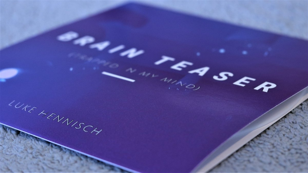 FiirRecords's tweet photo. NOW AVAILABLE! Luke Hennisch's 2021 single "Brain Teaser (Trapped In My Mind)" is available on white lathe-cut vinyl for only $4!

https://t.co/iItgGKlbaL

#vinyl #DIY #vinylsingle #alternative https://t.co/rvj0P6DQb0