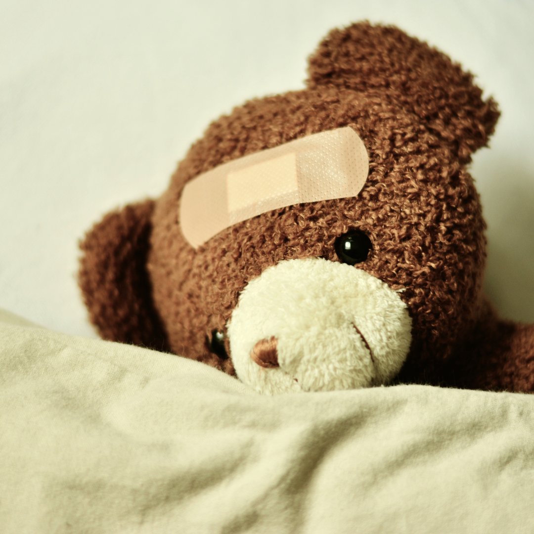 Some days, a bandaid and a cuddle with a teddy bear are exactly what is needed. Do your kiddos find comfort in cuddling a stuffed animal when feeling emotional? Let us know what their go-to is in the comments 💛

#YEGMentalHealthAdvocate #YEGMentalHealthAwareness