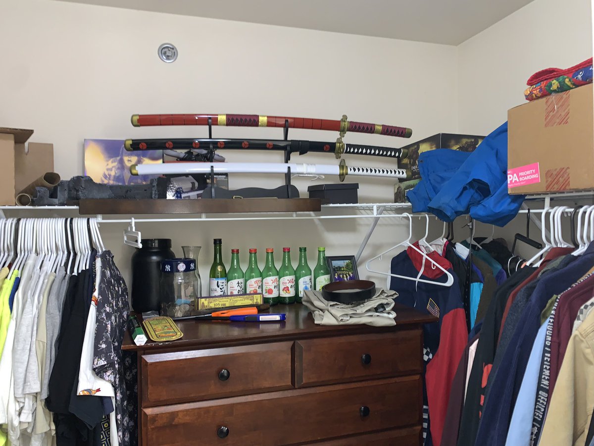 PKGiygas's tweet image. Got really high last night and just started taking pics of my closet