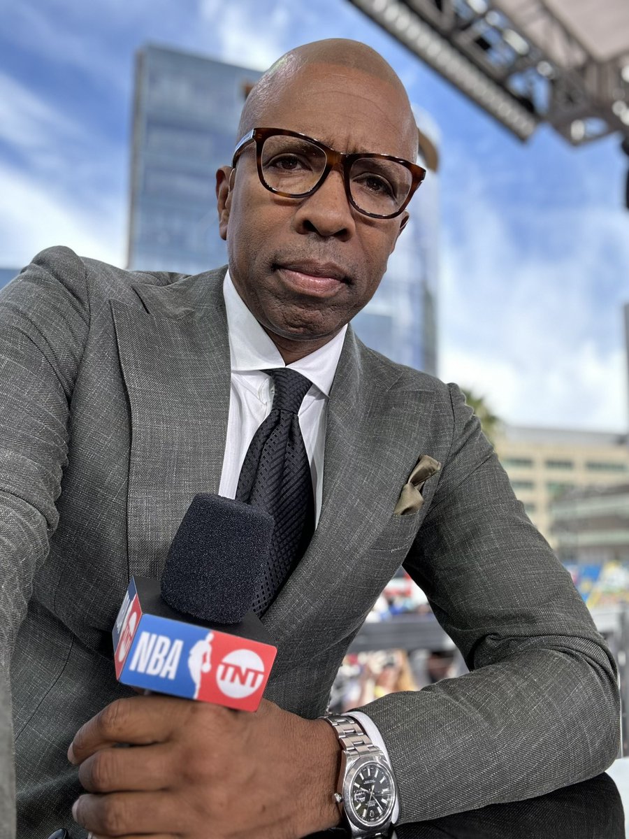Kenny Smith Stats, Bio, News | ClutchPoints