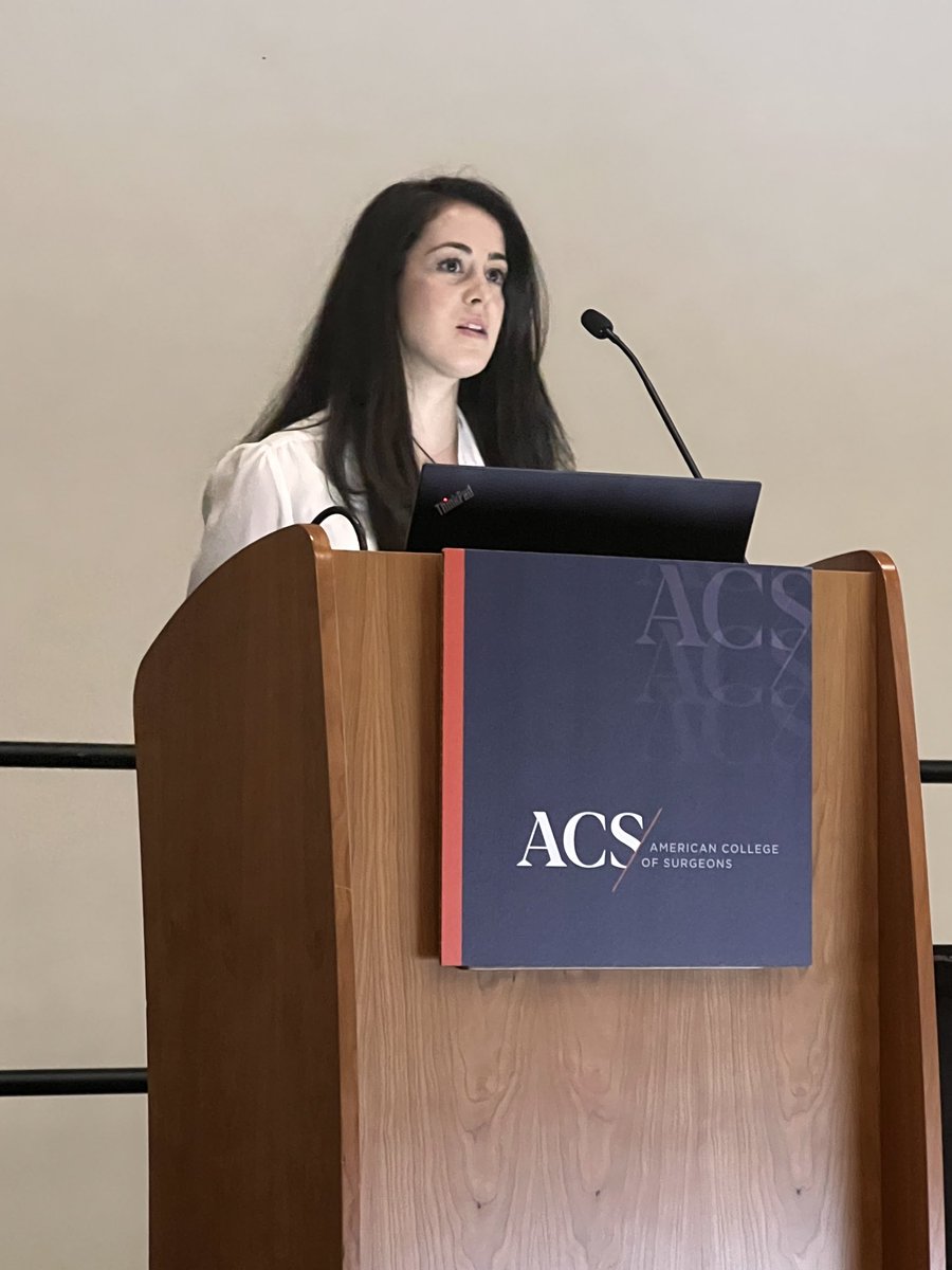 Congratulations to Haydee Del Calvo ⁦<a href="/HMSurgery/">Houston Methodist General Surgery Residency</a>⁩ for her presentation “Video Based Task Deconstruction of Robotic Hiatal Hernia Repair” at #ACSCC22!