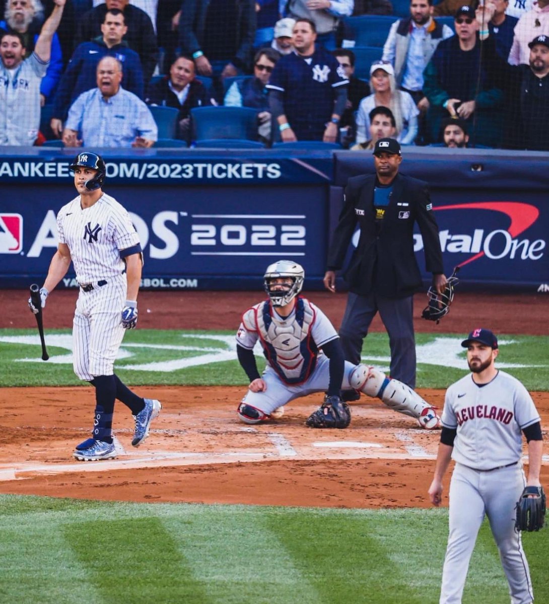 JohnnyMinks1's tweet photo. ALCS BOUND!!!! LETS GOOOO!!!! YANKEES!!!!!! 🗽🔥⚾️💪🏽⚔️ https://t.co/KDd55ppt9D