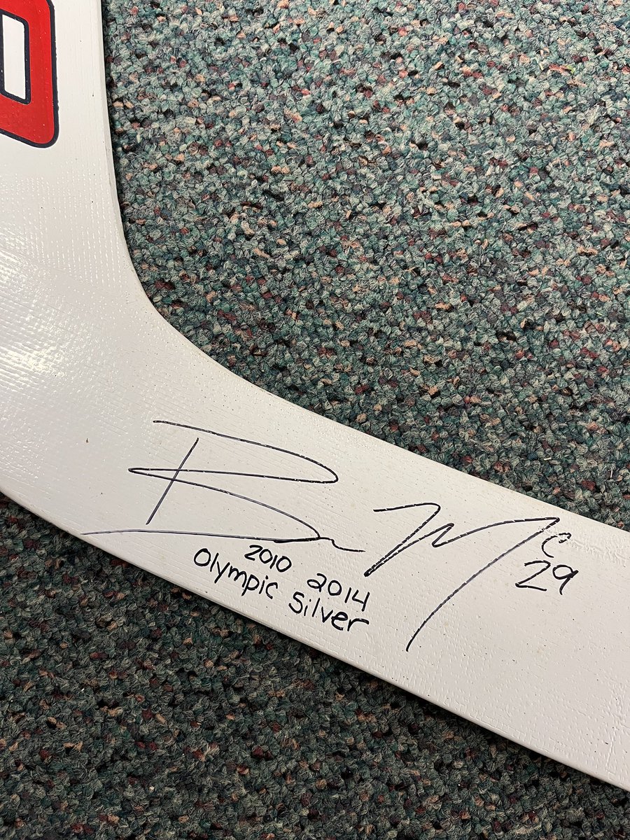 🤩 🤩 🤩 a stick by @briannemcl be sure to come out to our game on 10/20 and try to win this gem by <a href="/usahockey/">USA Hockey</a> goalie!