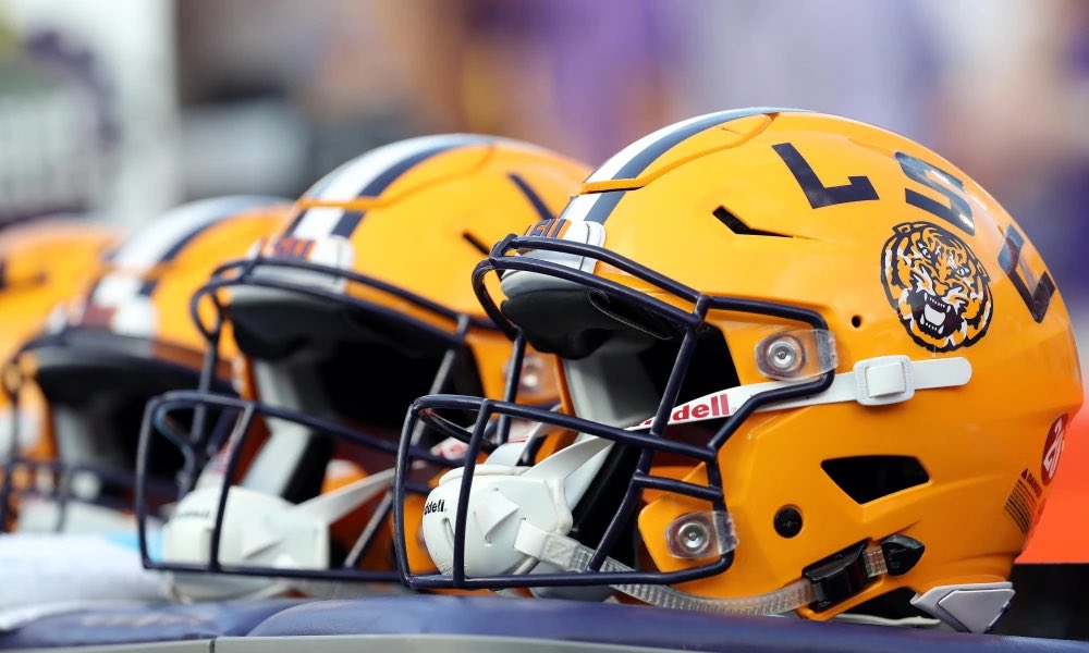 Brian Huff (@brianhuff23) on Twitter photo #AGTG Blessed to say that I have received an offer from Louisiana State University. I great appreciate the opportunity!! <a href="/seanasu2000/">Sean Cockrell</a> <a href="/buckwillie21/">Buck Willie</a> <a href="/BenjaminRohaly/">CoachBrohaly</a> @MikeFerraraLSU <a href="/LSUfootball/">LSU Football</a> #AGTG Blessed to say that I have received an offer from Louisiana State University. I great appreciate the opportunity!! <a href="/seanasu2000/">Sean Cockrell</a> <a href="/buckwillie21/">Buck Willie</a> <a href="/BenjaminRohaly/">CoachBrohaly</a> @MikeFerraraLSU <a href="/LSUfootball/">LSU Football</a>