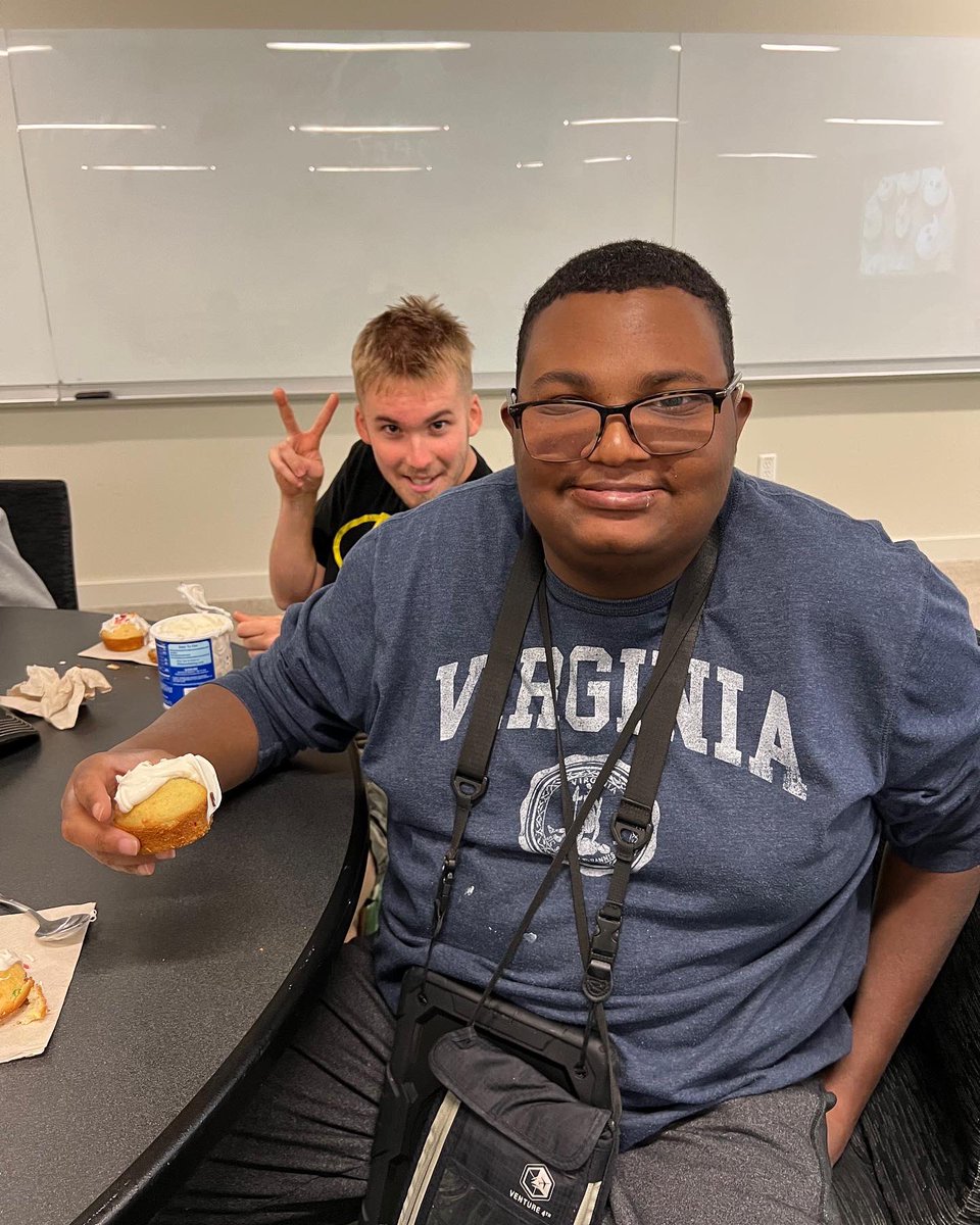 UNTBestBuddies's tweet photo. We had a great time at our cupcake party today! We are so excited for tomorrow!💜 https://t.co/AU0tmEhYbB