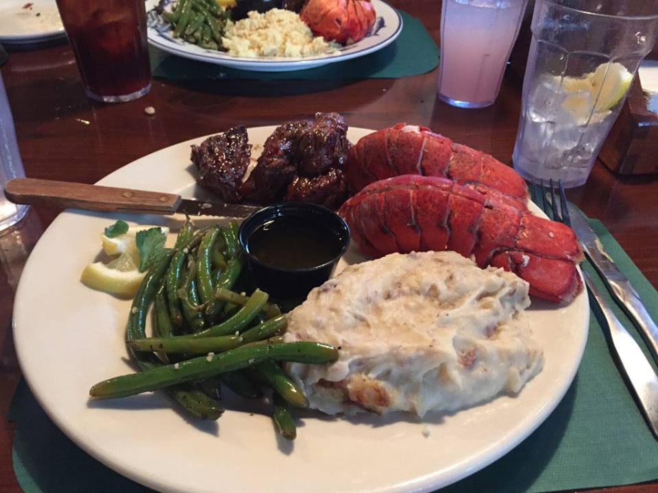 ogunquitlobster's tweet photo. Nothing hits the spot like this.

Ogunquit Lobster Pound Restaurant
https://t.co/B9AiNjYp1l
504 Main St, Ogunquit, ME
(207) 646-2516
#MaineLobster #Lobster #ogunquit #OLP #LocalLobster #Seafood https://t.co/pVxuE5ze1K
