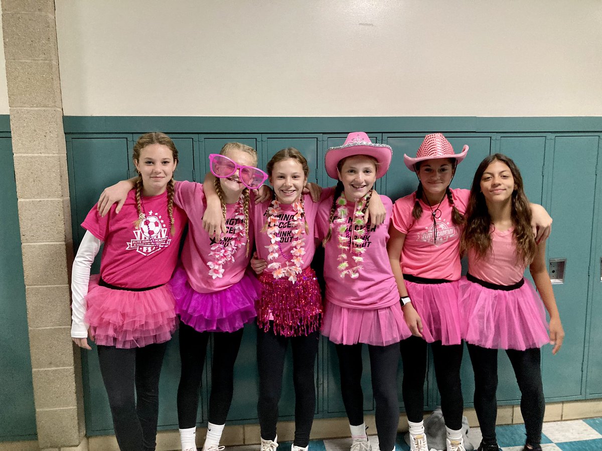 FarmingtonIAR's tweet photo. October is Breast Cancer Awareness month. Students donated and wore pink for the cause.  We are civic-minded contributors! https://t.co/ri9w5IMj29