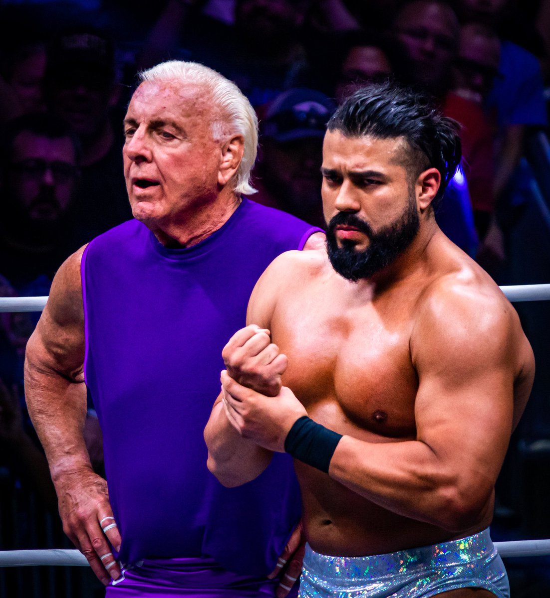 AndradeElIdolo's tweet photo. Today!!!! 
19 years in this business 👊🏼👊🏼👊🏼
Everything was #Tranquilo https://t.co/UEKCFm3bBO