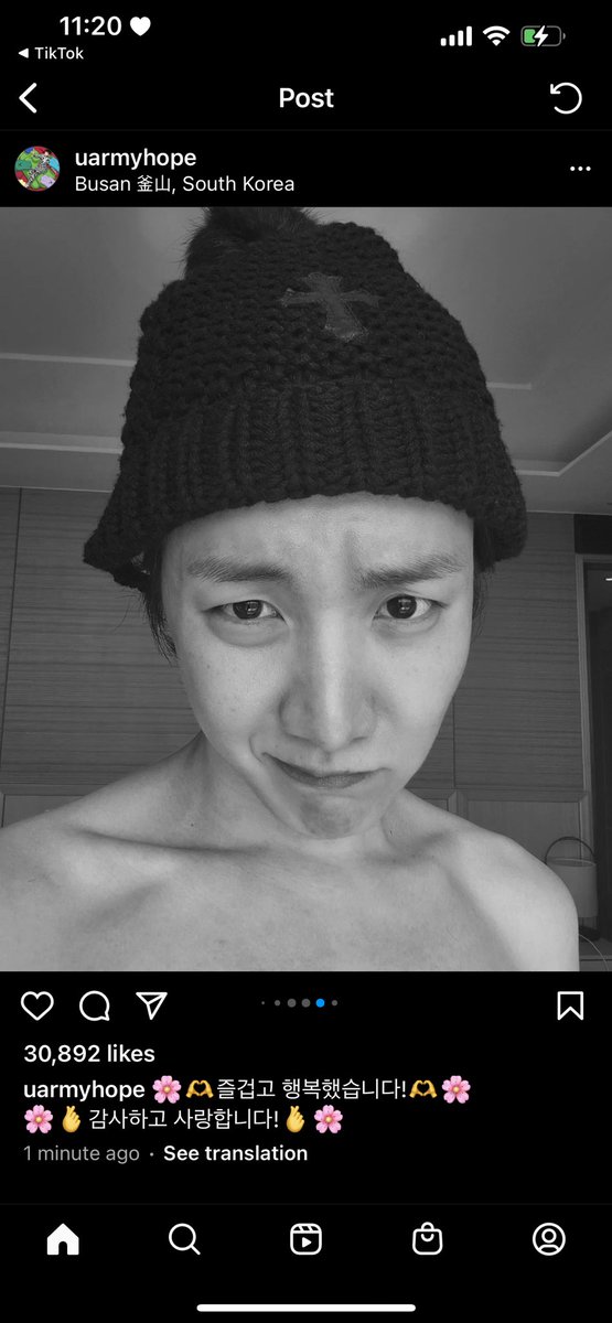 BTS_Moni94's tweet photo. @jeonvias This man said y’all said have a thirst trap for my military spouses 😂 https://t.co/oanh4UUccZ