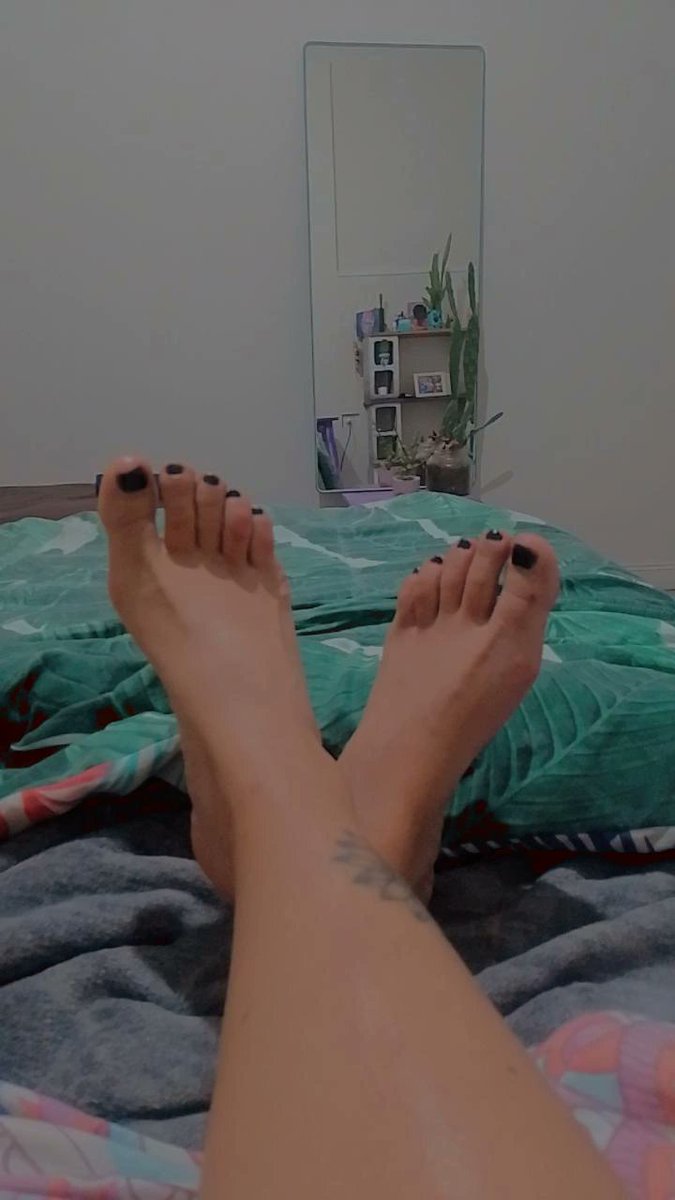 RealRocioK's tweet photo. #feetfethish #feetfetiche #feetfinder #feetpack #feetlicking #FeetPicture 
#onlyfanspromo #OnlyFansgratis #onlyfansfiltrado #onlyfanschile #onlyfansbabe 
https://t.co/EoNbjZAmm1 https://t.co/h3TRQFzEBj