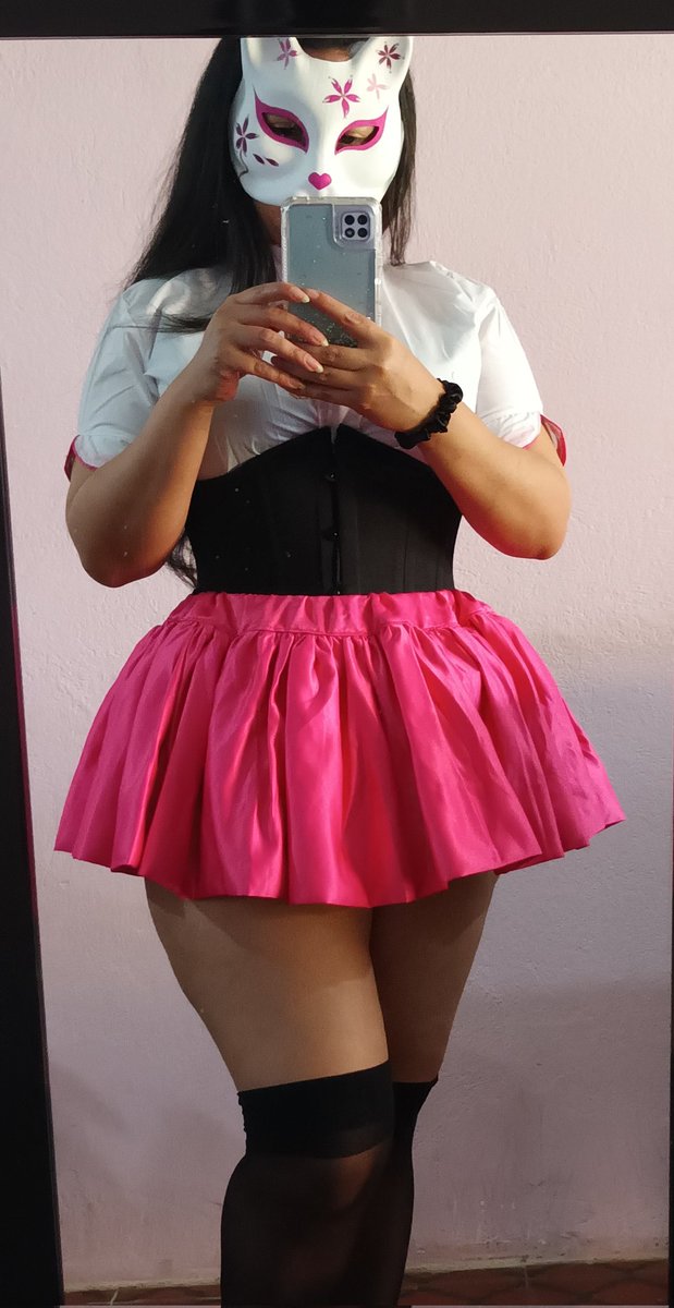 sexyHannaLi's tweet photo. Hi guys i love you 😘 
Recuerden pasar por mi perfil seguirme y darme mucho amor 😈🥵
#sexygirl #onlygir #buscandosugar #sugardady #love #bigass 
https://t.co/LBcDFsiAbz
https://t.co/hQM6e6cGLS https://t.co/N8XeJDt6PJ