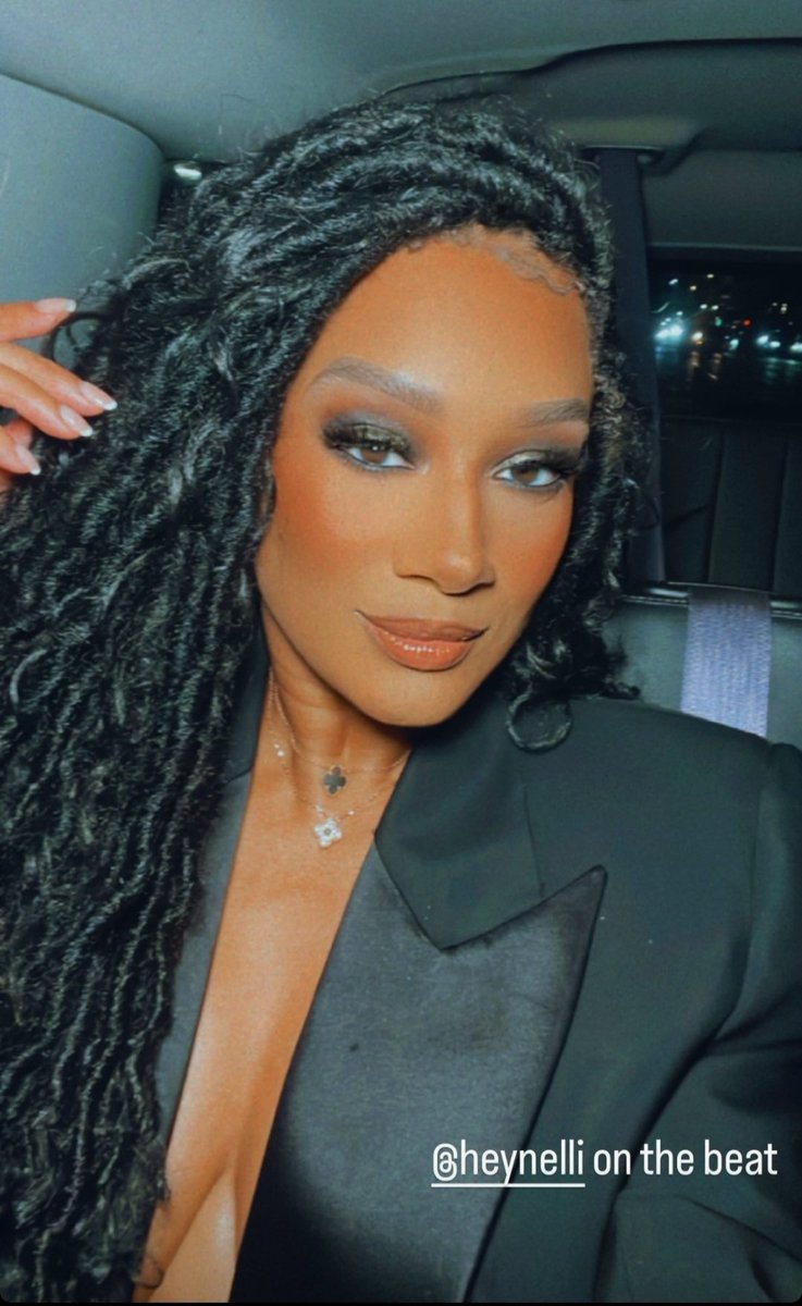 iamtoridorsett's tweet photo. Post 3
It's Crystal Day! Your favorite close up picture of Crystal. #luvcrysbirthday18 #zatimaonbetplus #SistasOnBET https://t.co/TtdeRWcUBc