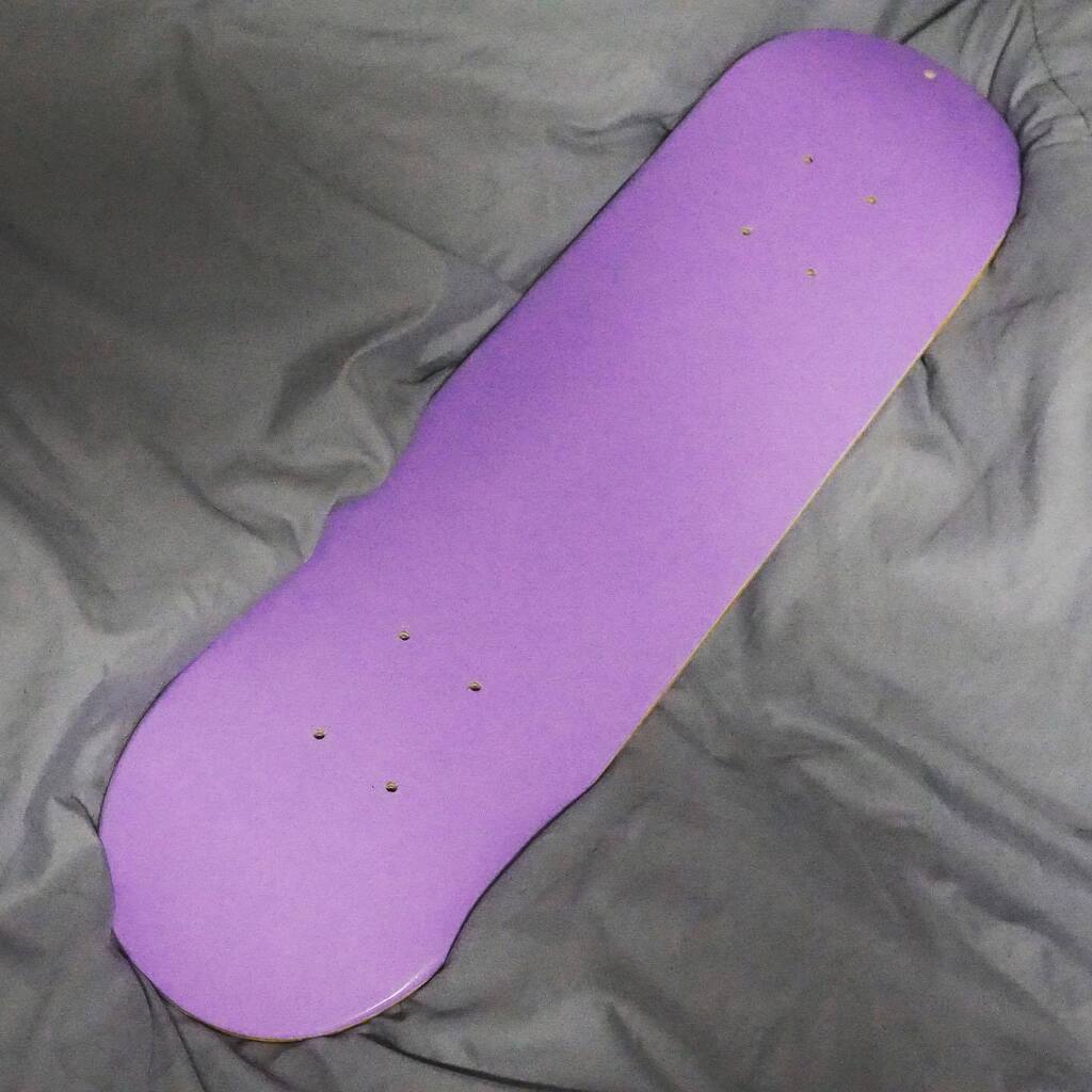 co2konishi's tweet image. ステッカー貼るように子供用スケボー買ったら思ったよりでかかった
#sticker #stickerbomb #ステッカー #ステッカーボム #キャラクター #スケボー #スケートボード #skateboard 
#イラスト #イラストレーター #CO2 #コニー #illustration #illustrator #character instagr.am/p/Cj36F_Hv2V1/