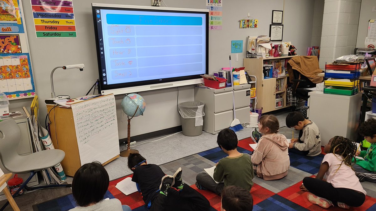 jen_esl's tweet image. This week in Newcomers we are focusing on learning the five senses and using them to investigate apples. Today we talked about what the five senses are and added them to our learning notebooks. #languageofscience @SheikoLarkin @HadeelAzzo @aquinn123