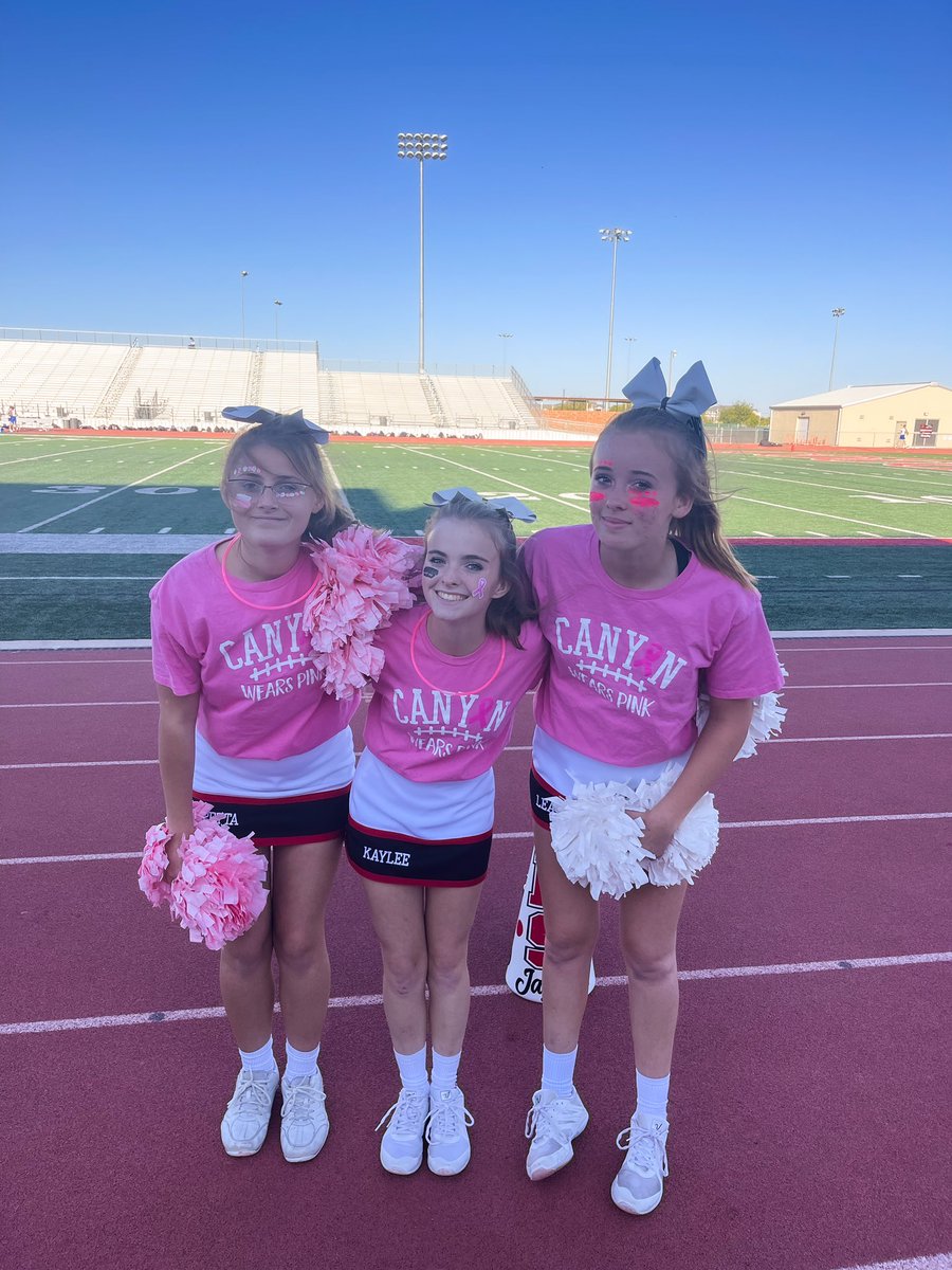 Pink Out game 💗💗💗 <a href="/CanyonMiddle/">Canyon Middle School</a> <a href="/c_quidachay/">Chelsea Quidachay</a> @jess_carollo16 <a href="/MrsKaraJenkins/">Kara Jenkins</a> <a href="/lyonseducator/">Christina Lyons</a> <a href="/BraxtonHead/">Braxton Head</a> <a href="/CMS_Athletics1/">Canyon Middle School Athletics</a>