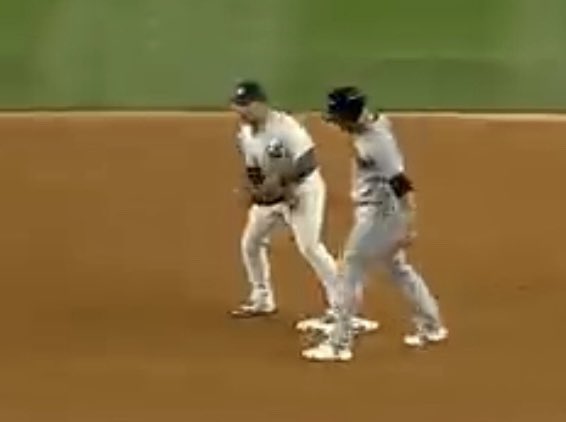 LightningRodJZ's tweet image. Congratulations to the New York #Yankees 
Gleyber ‘rocking the baby’ was both apropos and quite funny!  😂 
We will discuss the series . . . . and the next, tonight and all day tomorrow on The Call Sports.  👍🏼

#ALDSGame5 #CLEvsNYY #yankeestadium @TheCallSports #MLBPostseason