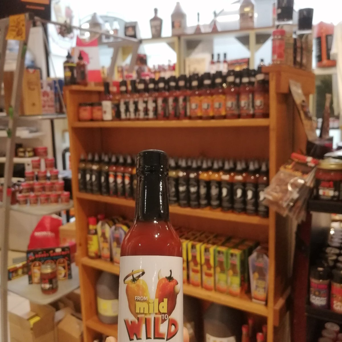 Turnkey business for sale. Just in time for christmas sales. Owner is too busy to run the store. Contact me for more info.