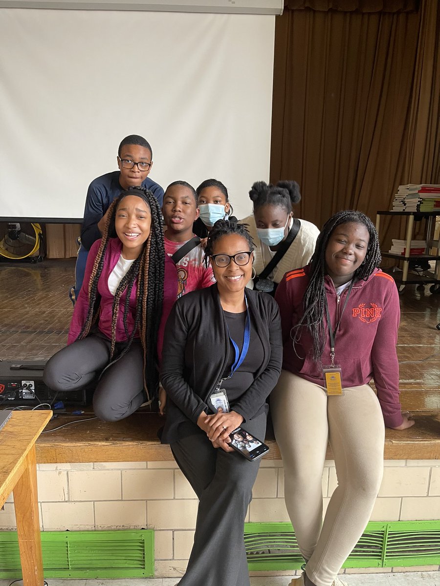 Thank you Ms. Flounory for teaching our students about democracy.  On Friday, students will vote for Vernor’s FIRST middle school student council.  #makingadifference #makinghistory #studentcouncil #middleschool #democracy