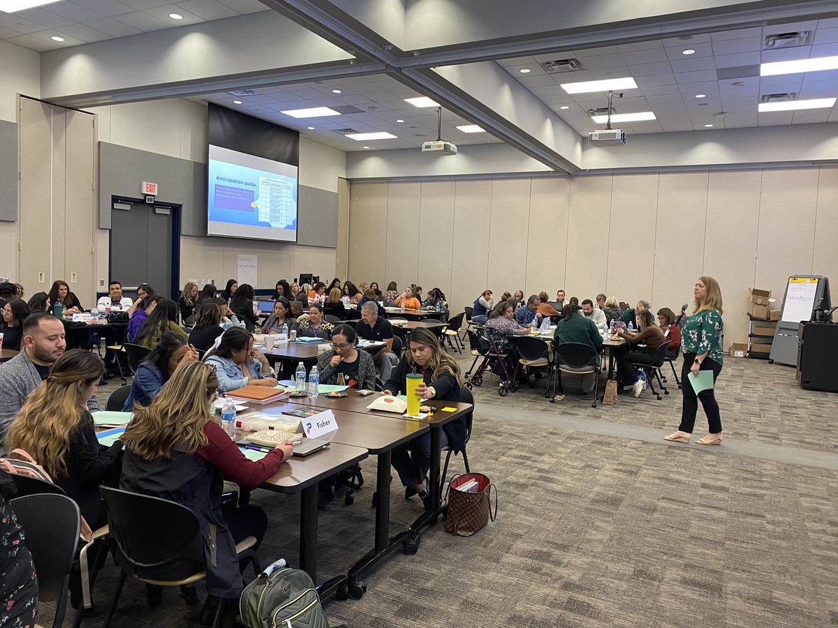 dlrmer's tweet photo. @CarlaJano @PISDCI @CarmenP503 Great learning happening! It’s very exciting to be officially launching our One-Way Dual program in @PasadenaISD_TX thank you to the whole multilingual team @CindyGarciaTX @CarmenP503 @aniklt @ee_stephie Gladys González, Jessica Rios @PasadenaML https://t.co/35BQHl9De0