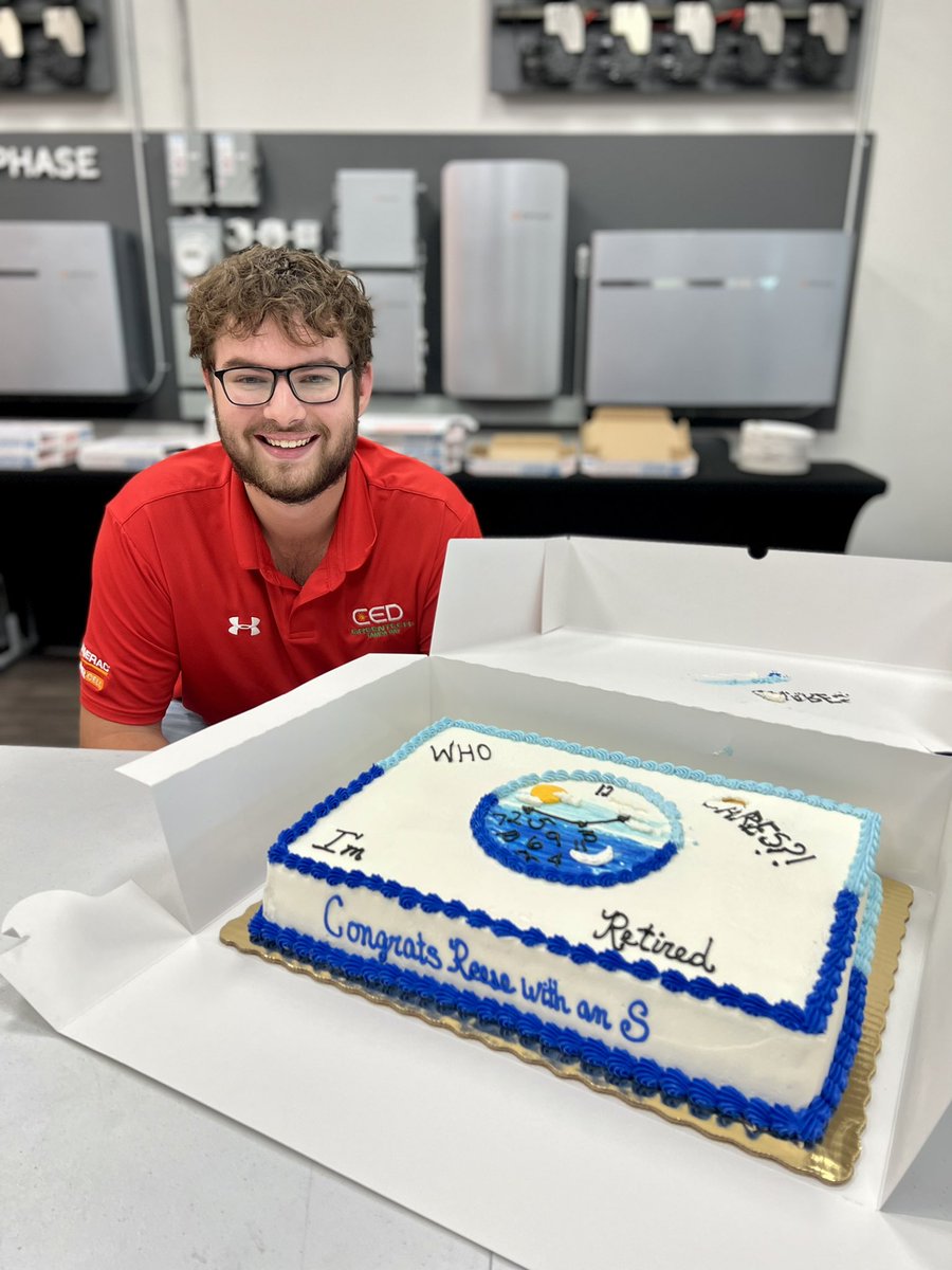 GreentechTampa's tweet photo. Our Manager Trainee, Reese, is starting his new adventure in South Carolina at our West Columbia location this week! 🙌🏼

We wish you the best of luck and know you’ll do great up there! 🥳 

@greentech_sc 

#managertrainee #greentech #renewables #solarenergy #tampaflorida https://t.co/Bq4DnytY9N