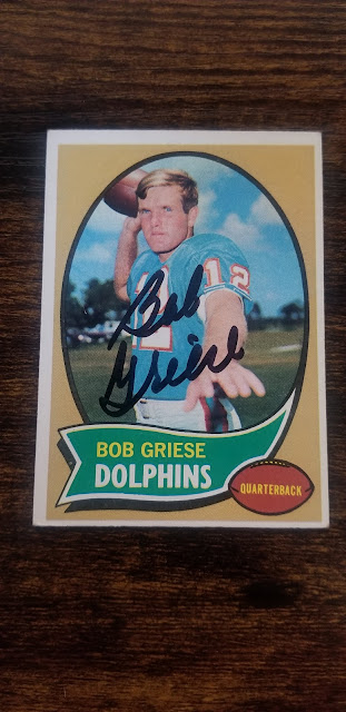 metoollica's tweet photo. Miami Dolphins Hall of Fame QB Bob Griese with the #ttm success! Always cool getting the HOF QBs! Read about it at
https://t.co/OETF7Xe4j4
#Dolphins #Miami #ttmsuccess #ttmreturn #NFL #football #blog #blogger #Halloffame https://t.co/pwlXfDxVbV