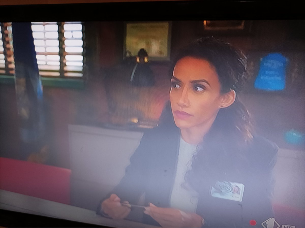 #NCIS New Orleans <a href="/NinaLisandrello/">Nina Lisandrello</a> what a great surprise, it's always a pleasure to see you greetings from Italy 😘sorry for the quality of the pic

￼