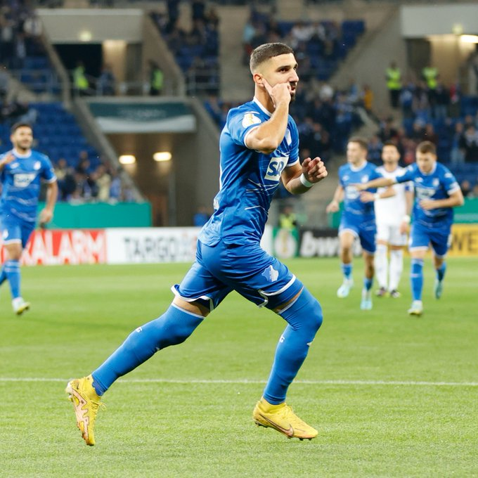 azamtvtz's tweet photo. MAPUMZIKO | #DFBPokal 

HT: Hoffenheim 3-0 Schalke 04 

LIVE #AzamSports2HD 

#DFBPokal #TSGS04 #GermanyCup #TSGHoffenheim #Schalke04 https://t.co/y7aKffwc6k