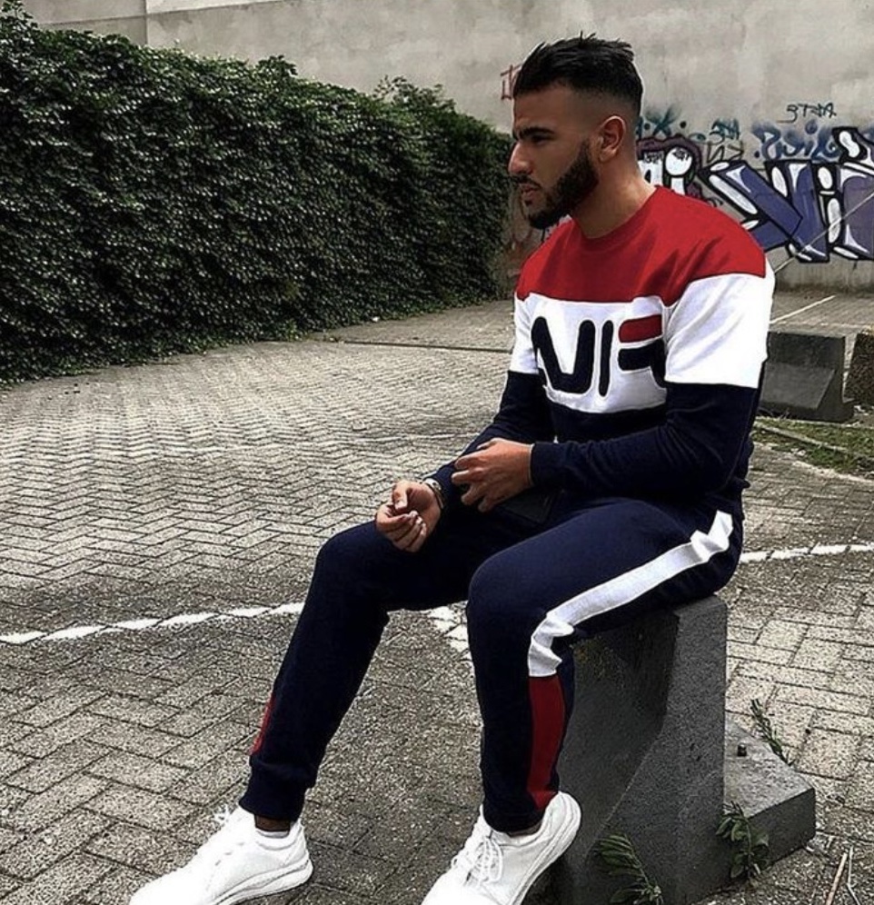 ARAB CASHMASTER FOR PATHETIC LOSERS/4100 FOLLOWERS tweet media