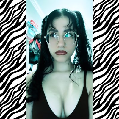 pimpinputa's tweet photo. #NewProfilePic https://t.co/E2sw7pkTLa