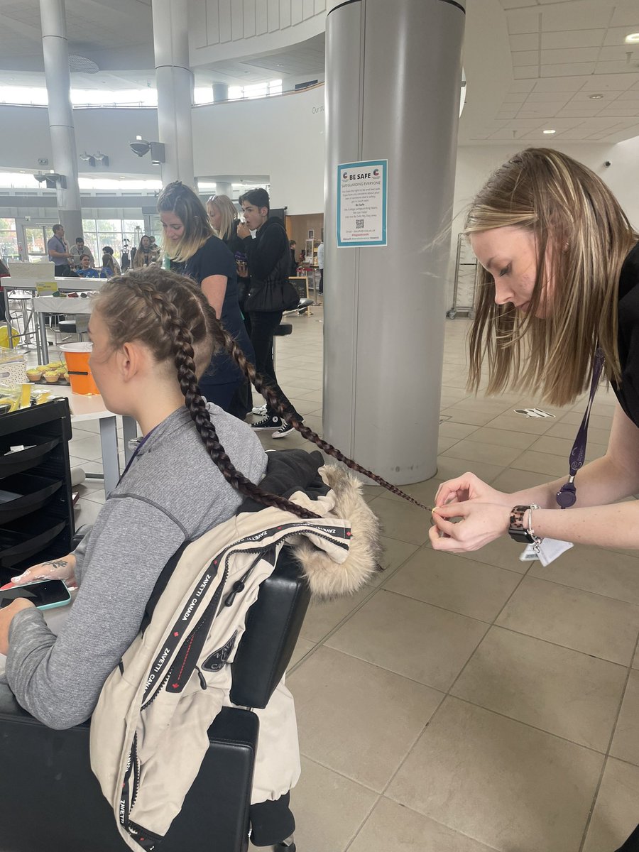 Hair & Beauty @ Cheshire College- South & West tweet media